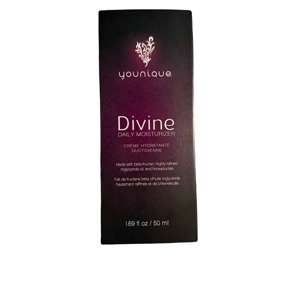 NIB Younique Divine daily moisturizer full size skincare 1.69oz - Picture 2 of 4